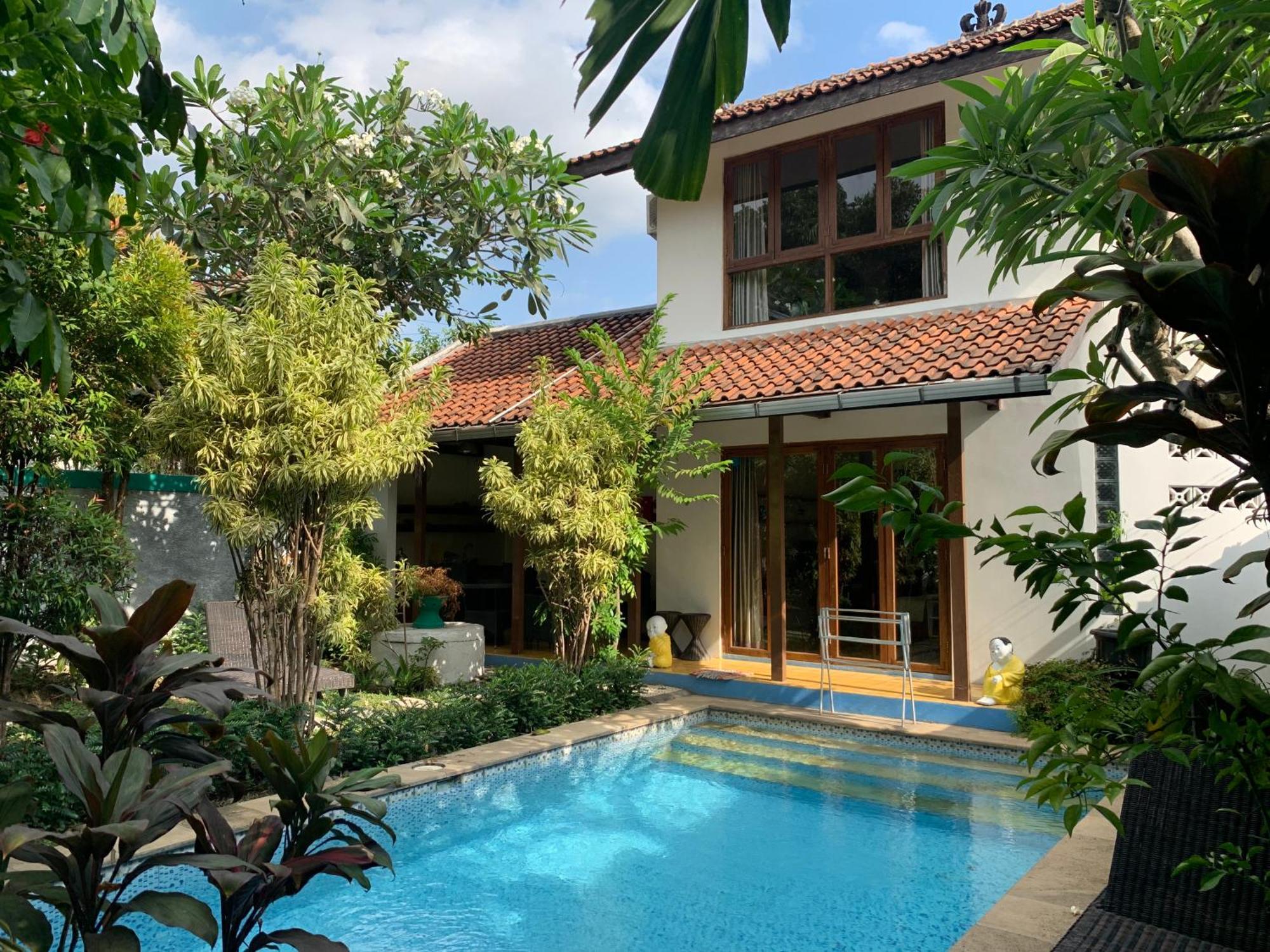 Villa Bougenville Джокьякарта Экстерьер фото