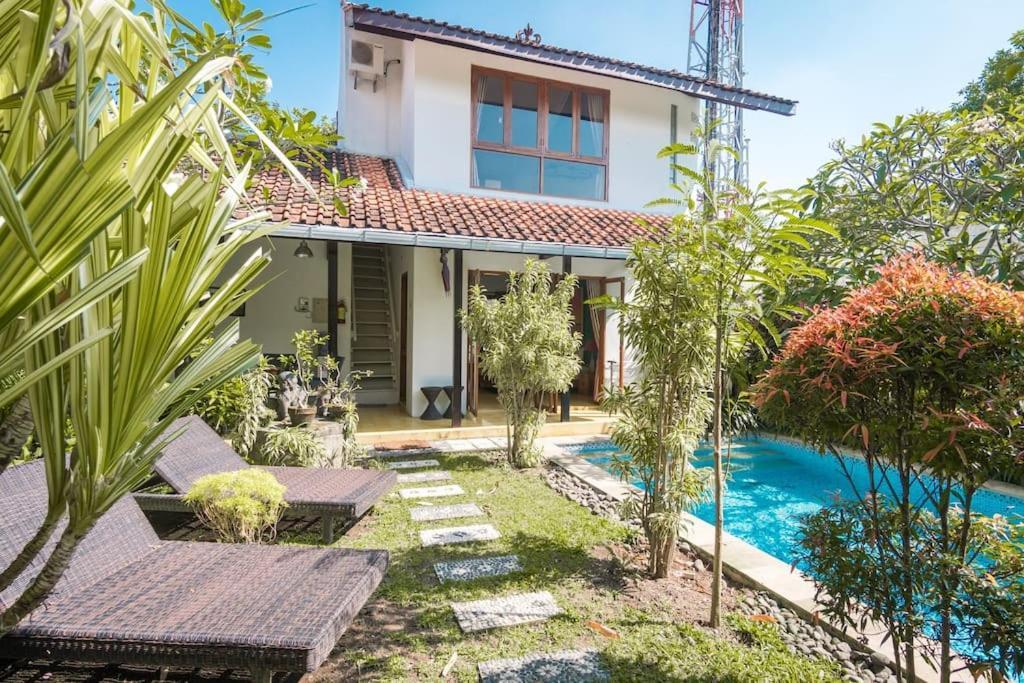 Villa Bougenville Джокьякарта Экстерьер фото